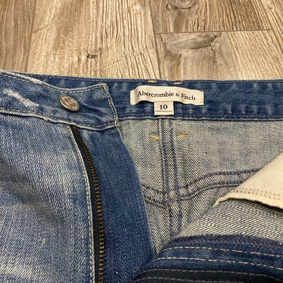 Abercrombie Ripped Denim Mini Skirt (Size 10) - Picture 3 of 4